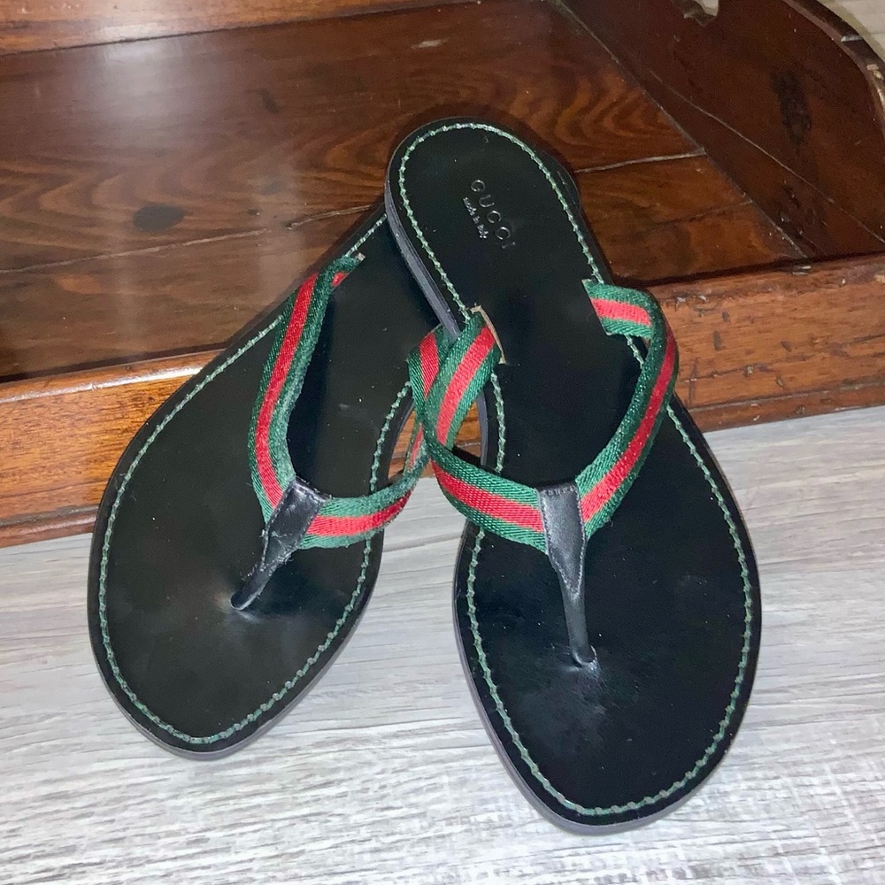 Gucci Black Flip Flops with Red and Green Straps - Picture 2 of 16